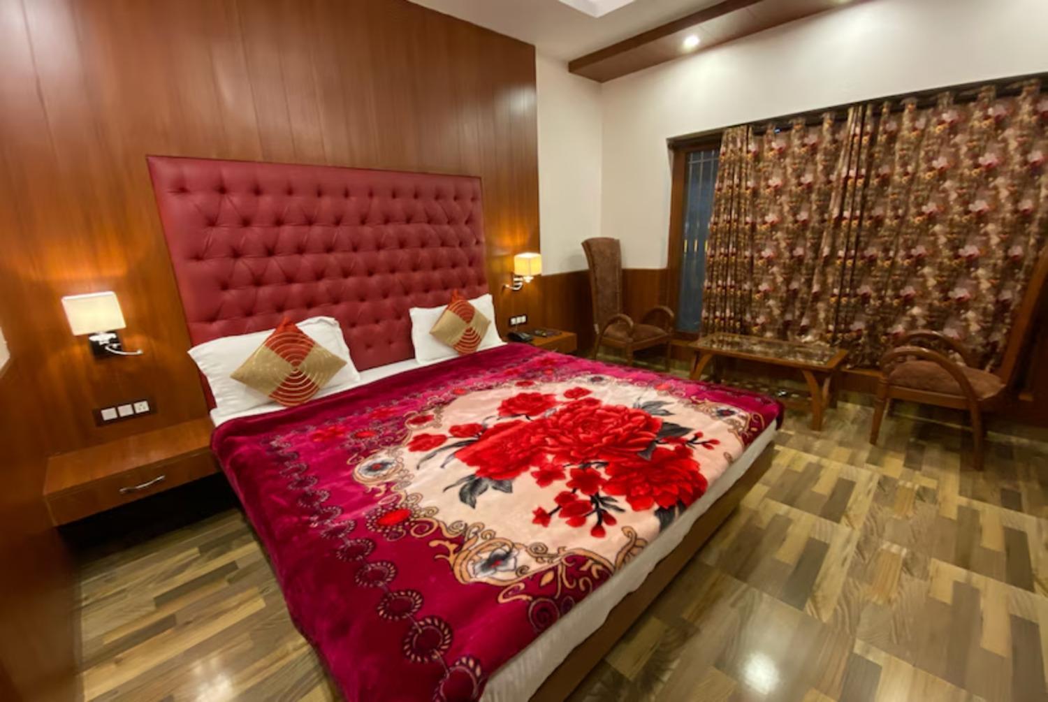 Aura Stays By Mm Hotel Mussoorie Exterior photo